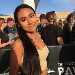 Meet your Posher, Aracely